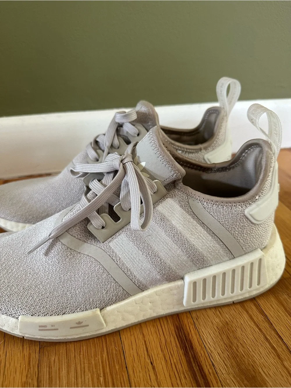 adidas NMD R1 Sneakers - Light beige